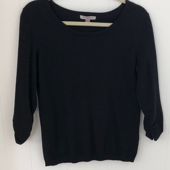 Roz & Ali Black Sweater - Picture 2 of 3